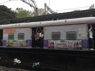 ドローン取材 インド